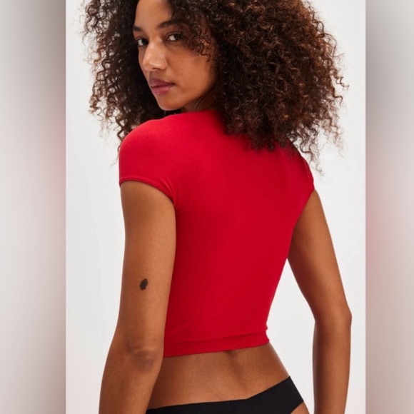 Free People ~ Intimates ~ ' Cap Sleeve Seamless Crop Cami ' ~Salsa~ Sz~M/L *NWT - Picture 10 of 11